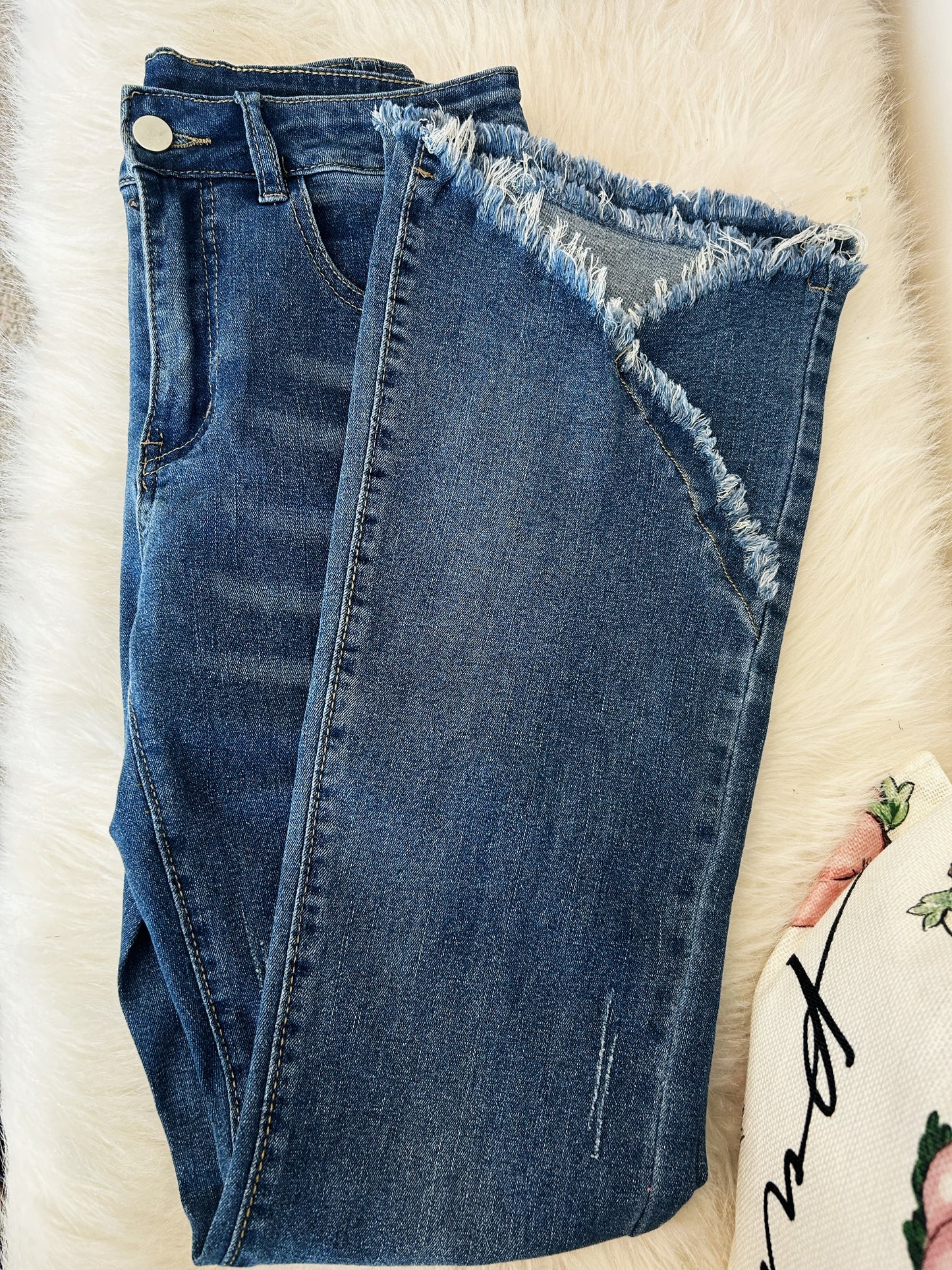 Bootcut Frayed Jeans