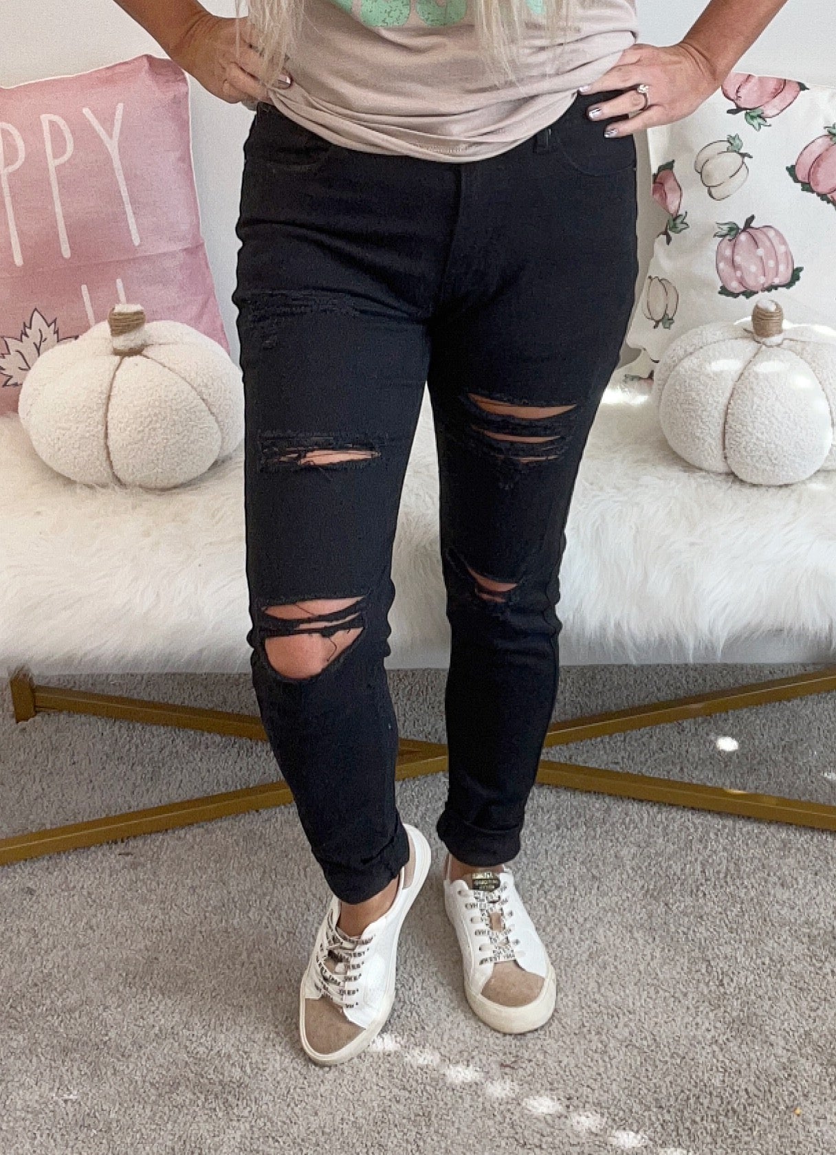 Black Distressed Jeans