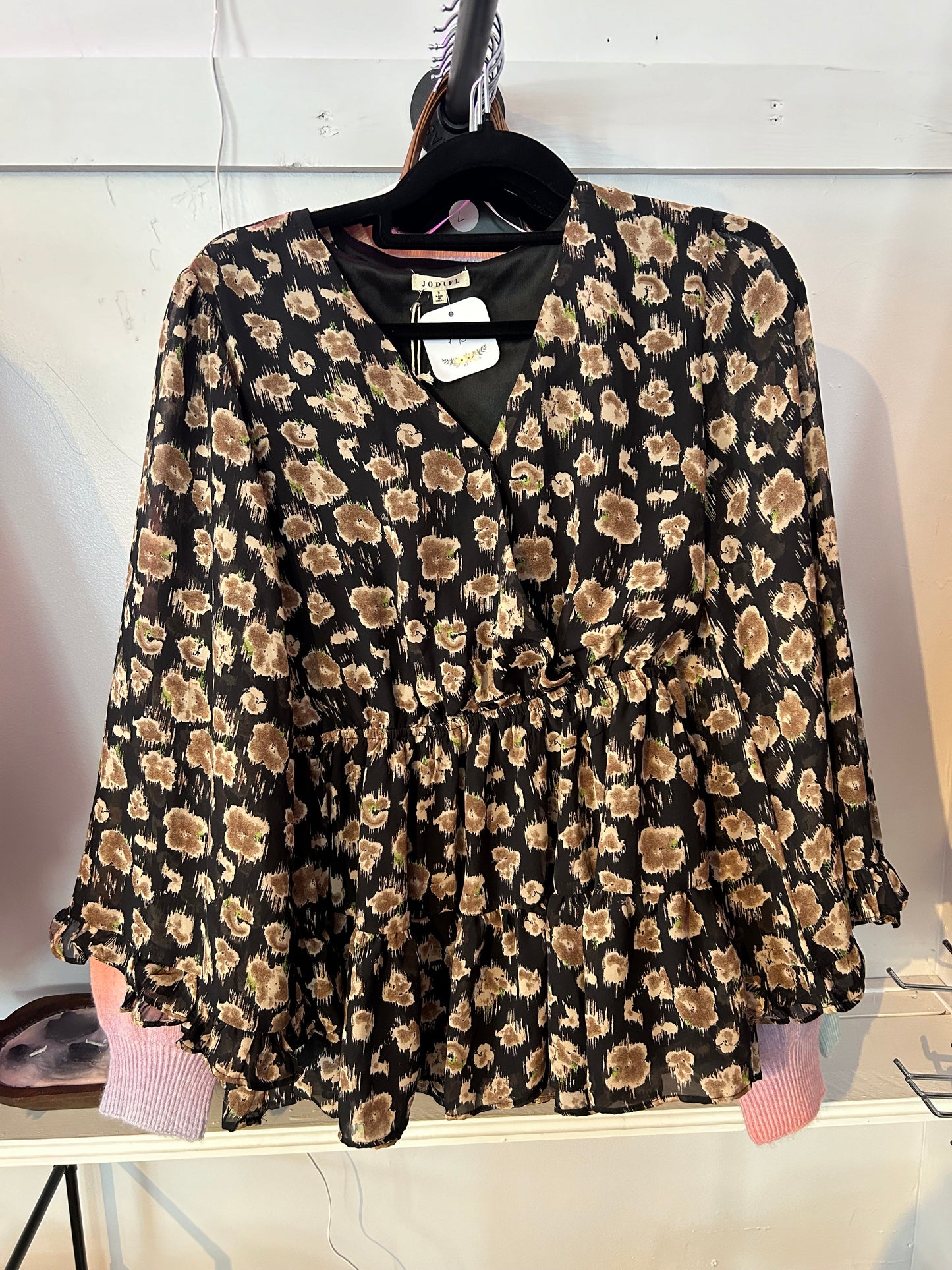 Jodiful Leopard Top